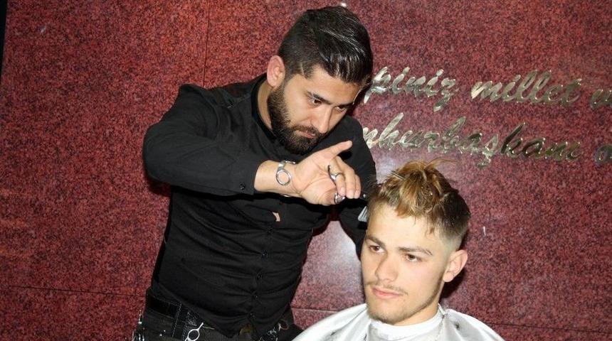 Sa&ccedil; Kesim Teknikleri Anlatıldı