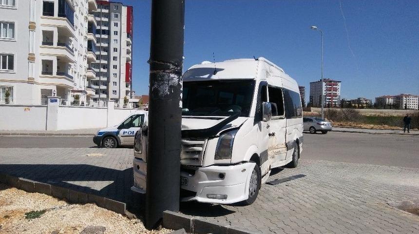 Gaziantep&rsquo;te Trafik Kazası: 8 Yaralı