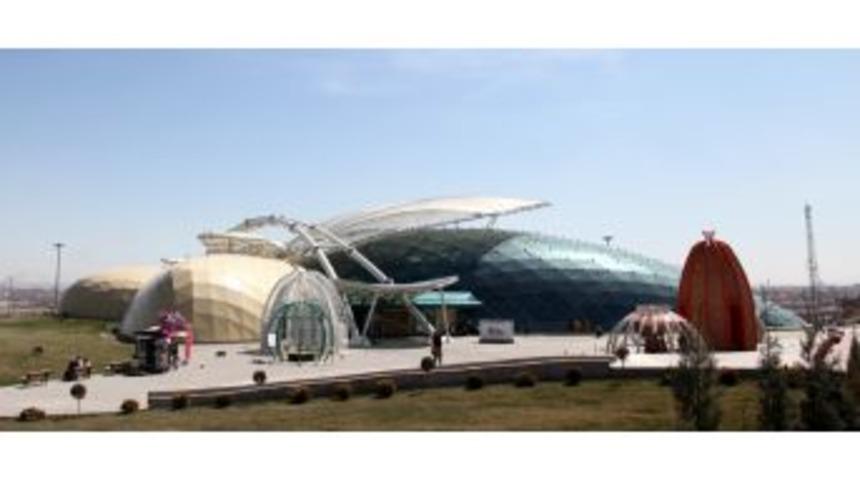 Konya Tropikal Kelebek Bah&ccedil;esi Yaz Uygulamasına Ge&ccedil;ti