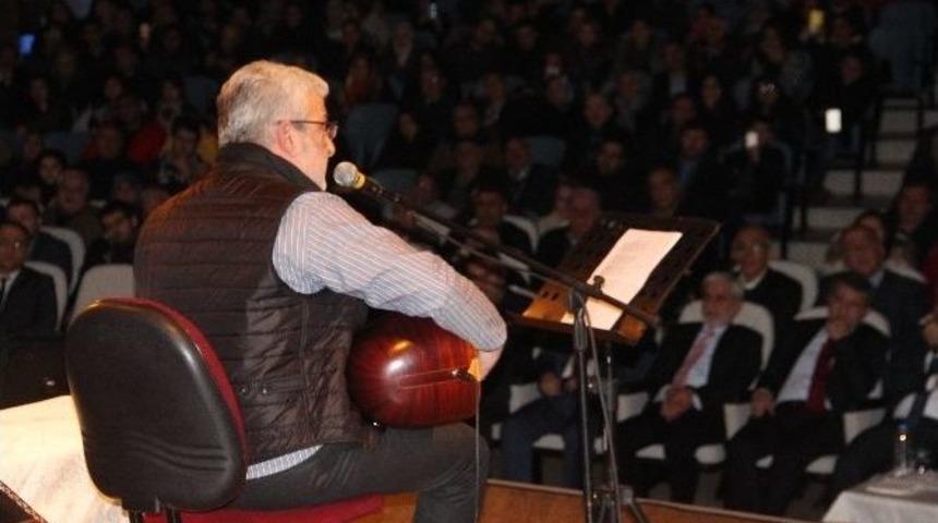 Elazığ&rsquo;da &lsquo;şehitlere Saygı Konseri&rsquo;