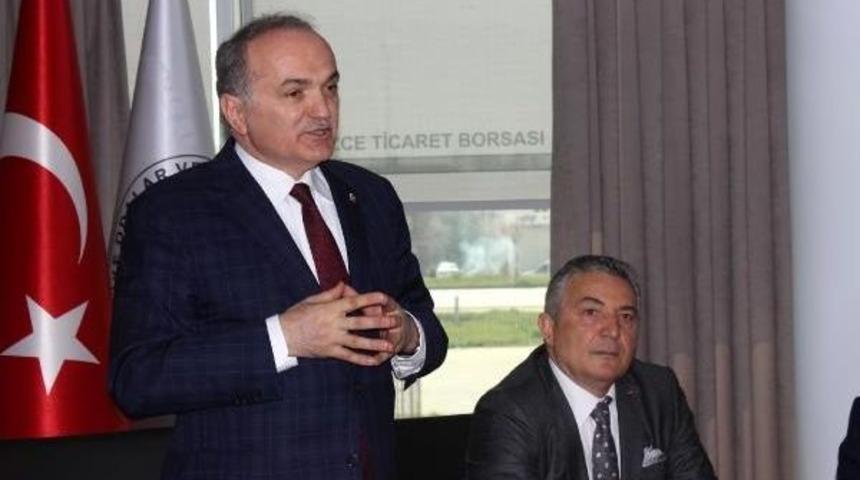 Bakan &Ouml;zl&uuml;: Antarktika'da Gelecek Yıl Bilim &Uuml;ss&uuml;m&uuml;z Olacak