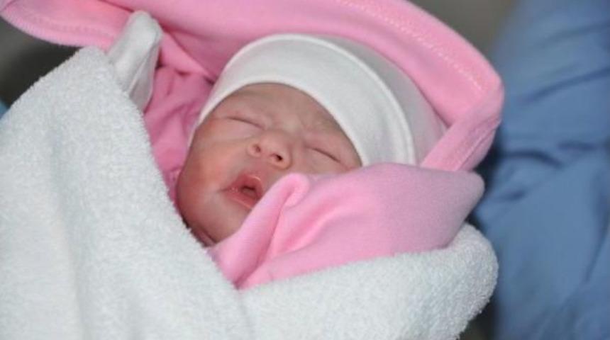 Samsun'da 18 Ayda 26 Bin &Ccedil;ocuk I&ccedil;in 11 Milyon Doğum Yardımı Yapıldı