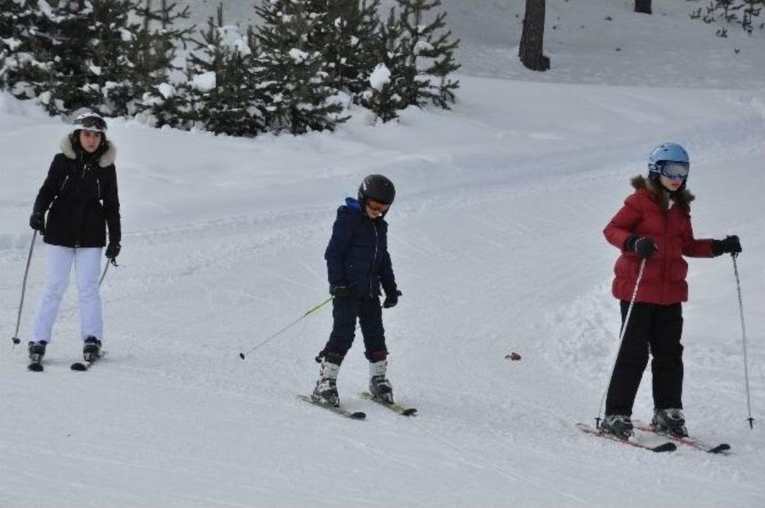 Sarıkamış Cıbıltepe Kayak Merkezi&rsquo;ne Yoğun İlgi
