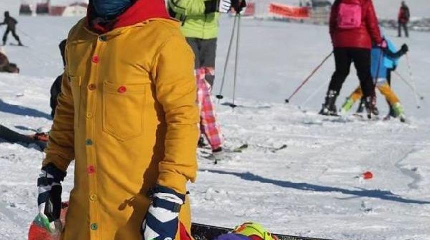 Yarıyıl Tatilinin Son G&uuml;n&uuml;nde Erciyes Doldu Taştı