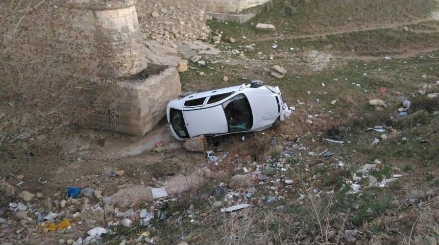 Piknik D&ouml;n&uuml;ş&uuml;nde K&ouml;pr&uuml;den U&ccedil;tular