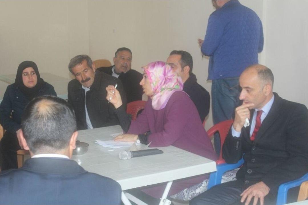 Taşkesenlioğlu, Dağ Taş Yağmur &Ccedil;amur Dinlemiyor