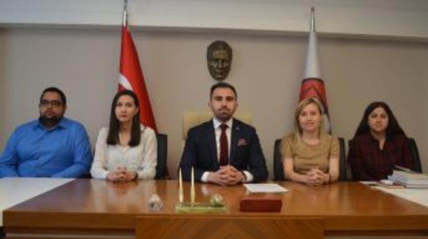 Avukat Rıdvan &Ouml;z: "&ccedil;ocuklarımızı Pa&ccedil;alarına Kadar Kirlenmiş &Uuml;lke Siyasetine Alet Etmeyin"