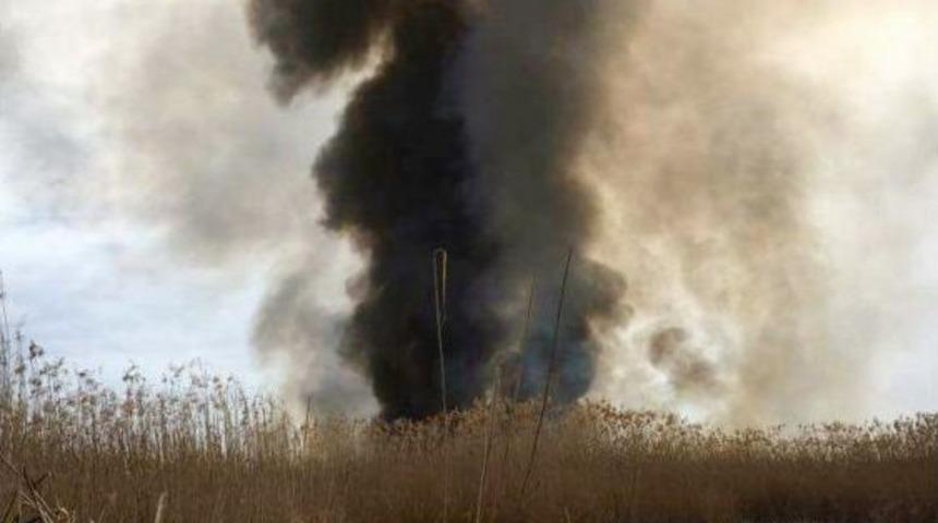 Eber G&ouml;l&uuml;&rsquo;ndeki Sazlık Alanda Yangın &Ccedil;ıktı