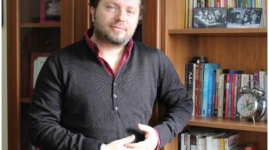 (&ouml;zel Haber) Arş. G&ouml;r. &Ouml;n&uuml;rmen: &ldquo;sosyal Medya Aktivistleri Tembelleştiriyor&rdquo;