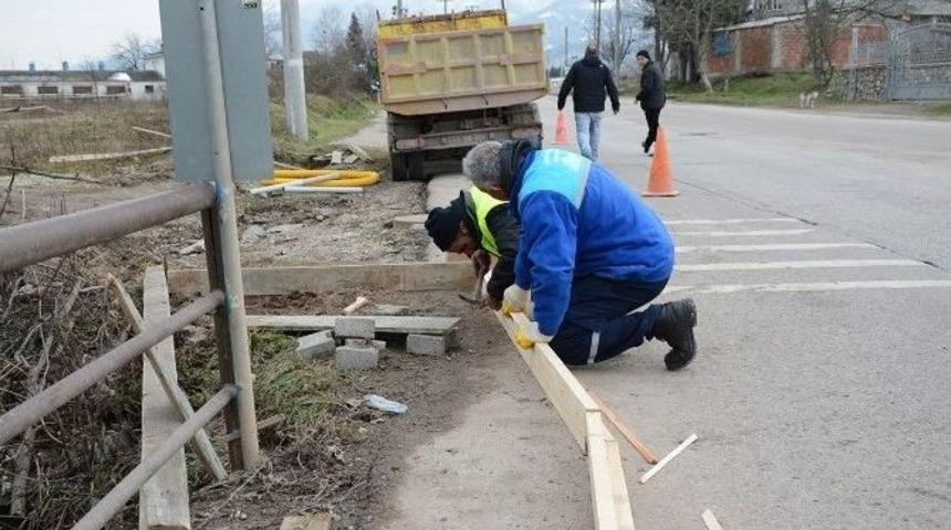 Arslanbey Yerleşkesinde Kaldırım &Ccedil;alışması