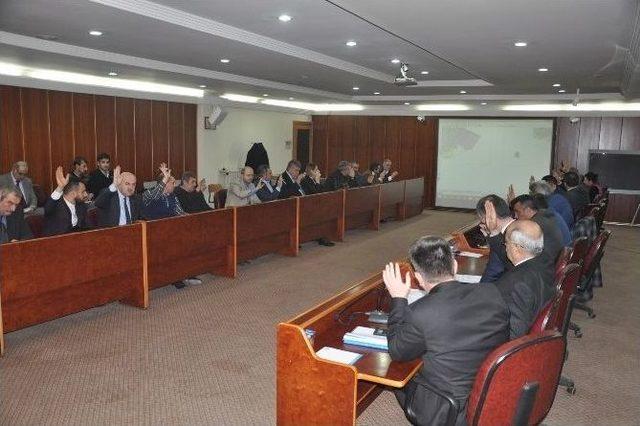 İneg&ouml;l&rsquo;de B&uuml;felere İnce Ayar 1