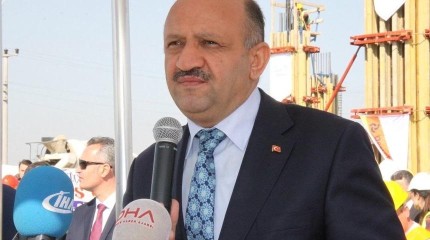 Chp&rsquo;li Vekilin S&ouml;zlerine Milli Savunma Bakanı Işık&rsquo;tan Sert Yanıt