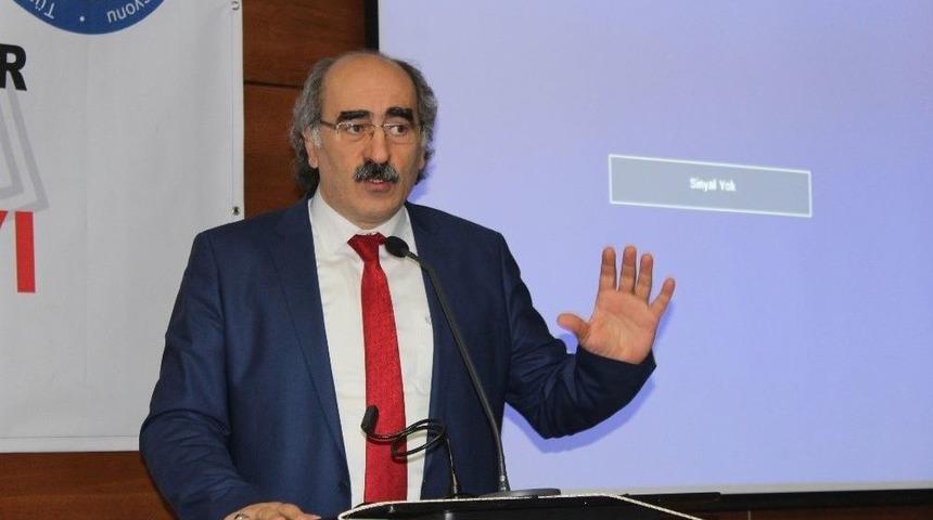 Ayvalık&rsquo;ta Eğitim Y&ouml;netimi Kalite &Ccedil;alıştayı Başladı