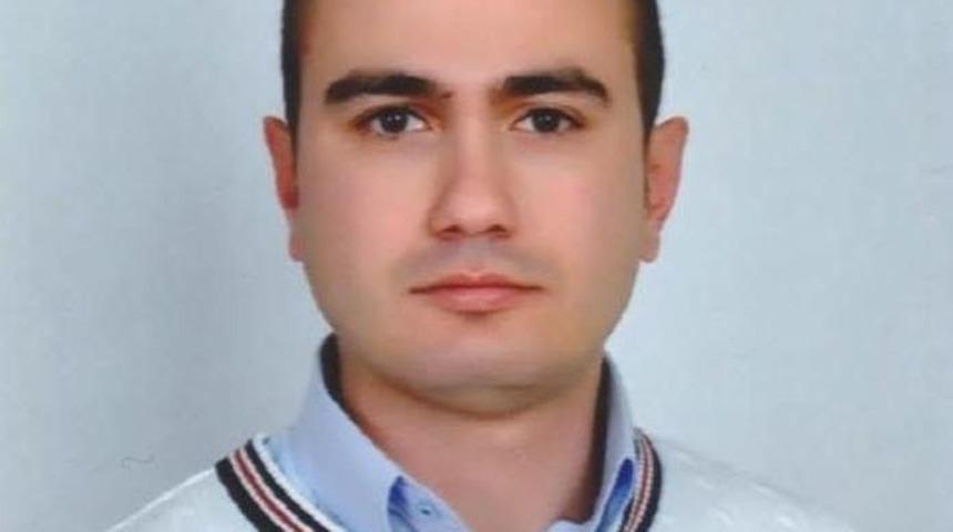 Trakt&ouml;r Kazasında &Ouml;len Gen&ccedil; Toprağa Verildi