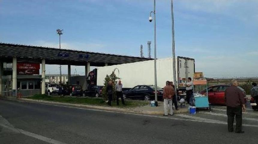 İpsala Sınır Kapısı'nda Giriş-&Ccedil;ıkışlar Durdu