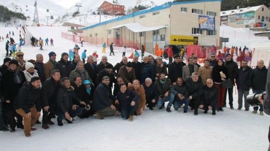 Tgk&rsquo;na Bağlı Federasyon Ve Cemiyet Başkanları B&uuml;y&uuml;kşehir Belediyesi Ve Dagc&rsquo;nin Ev Sahipliğinde Erzurum&rsquo;da Biraraya Geldi