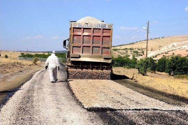 Büyükşehir Belediyesi 2016 Yılında 923 Km Yolu Asfaltladı