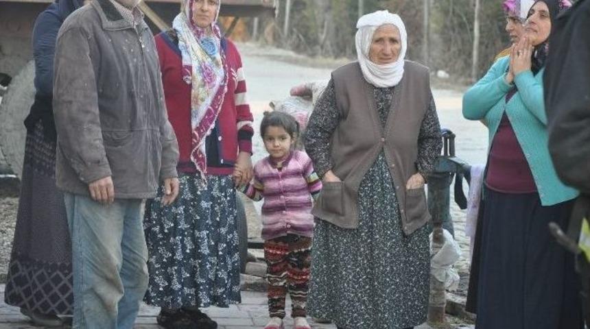 &Ccedil;akmakla Oyun Evi Yaktı