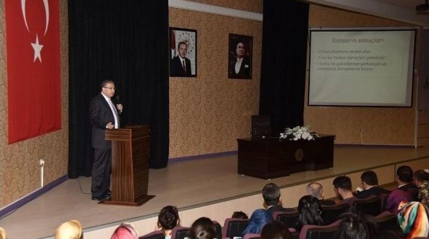 Ko&uuml; Başhekimi Cant&uuml;rk, Kartepe&rsquo;de Kanseri Anlattı