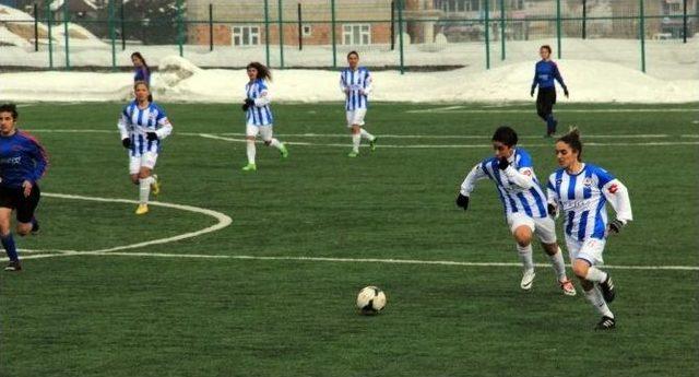 Hakkari Ekibinden Farklı Galibiyet 1