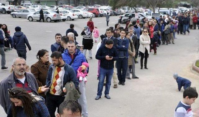 Antalya’da Teleferiğe Vatandaşlardan Büyük İlgi 2