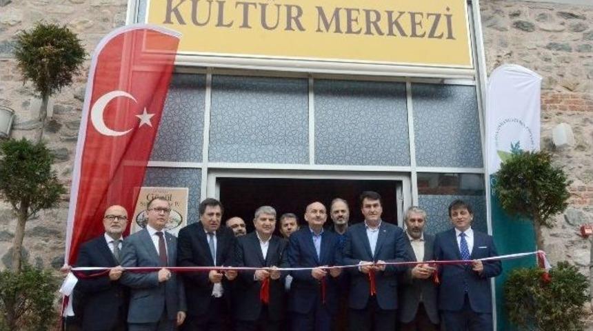 Bakan Müezzinoğlu Abdal Kültür Merkezi’ni Açtı