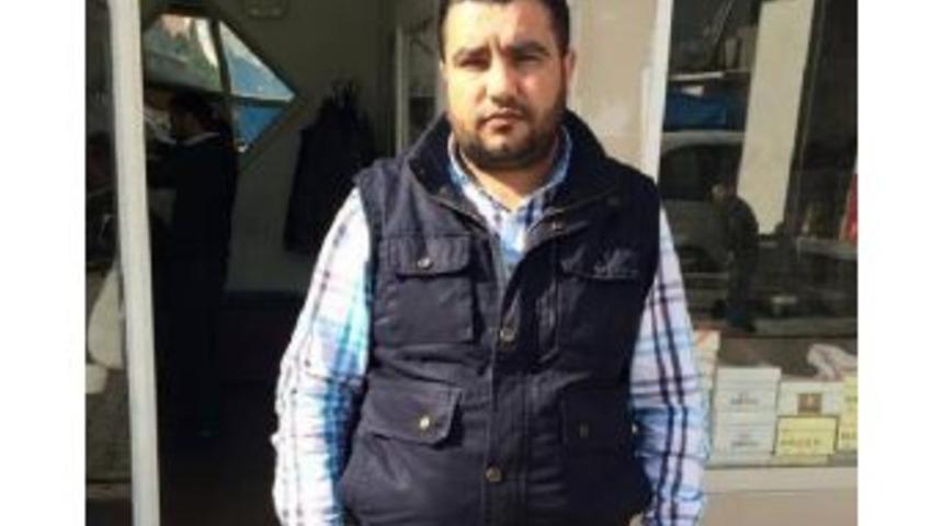 Devrilen Tır'ın S&uuml;r&uuml;c&uuml;s&uuml; &Ouml;ld&uuml;