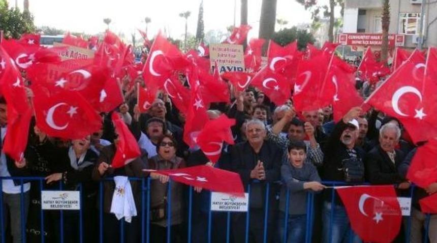 Deniz Baykal: Ben &lsquo;Hayır Diyeceğim, Ter&ouml;rist Diyenin Alnını Karışlarım