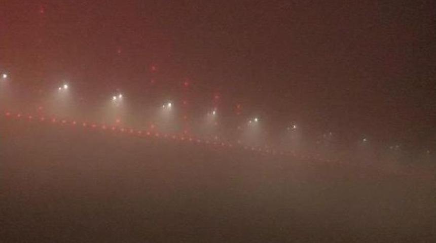 İstanbul Boğazı Gemi Ge&ccedil;işlerine Kapatıldı