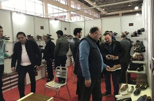 Ayakkabı Sektörünün Kalbi Manisa’da Attı