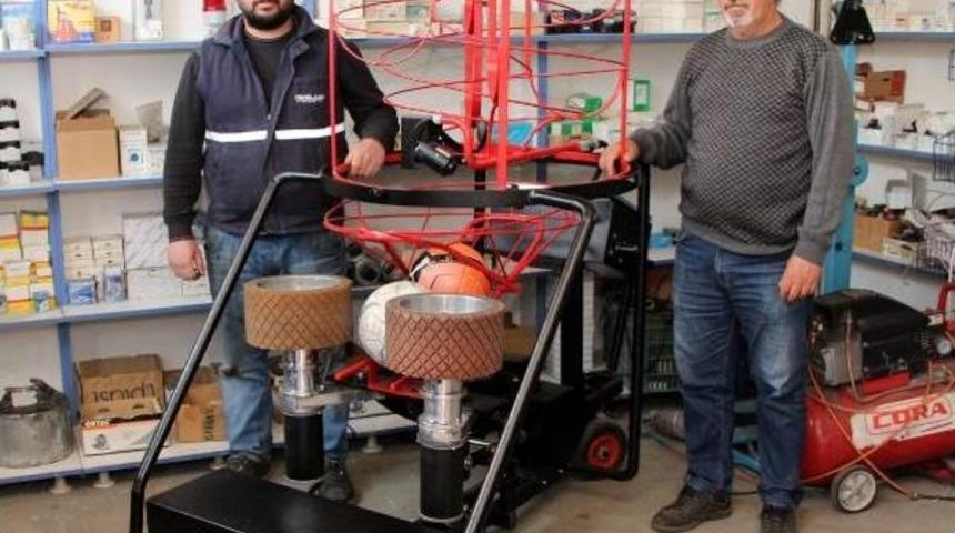 Antren&ouml;rlerin Işini Kolaylaştıracak Makine