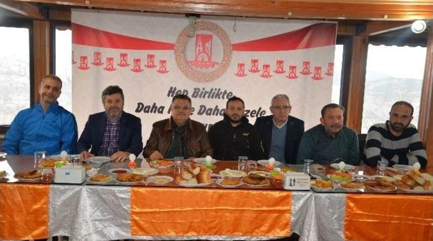 Başkan Yağcı Futboldaki Temsilcilerle Kahvaltıda Buluştu