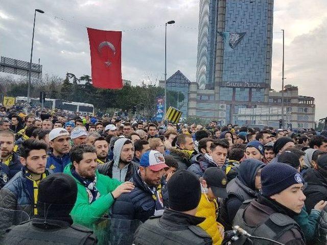 Fenerbahçeli Taraftarlar, Vodafone Arena’da