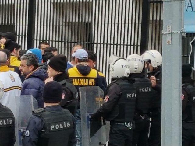 Fenerbahçeli Taraftarlar, Vodafone Arena’da