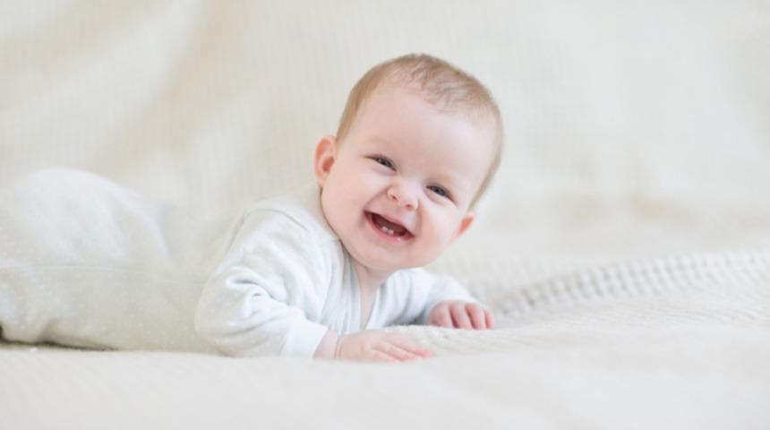 Bebeklerde diş &ccedil;ıkarma s&uuml;reci