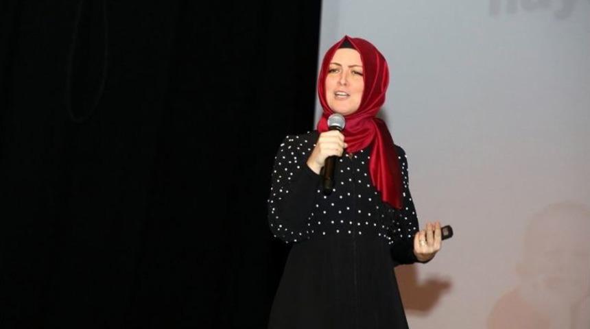 Yazar Hatice K&uuml;bra Tongar: &ldquo;&ccedil;ocuk Eğitirken Niyetinize Dikkat Edin&rdquo;