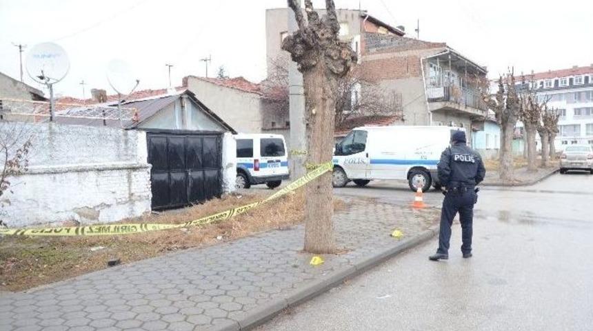 Eskişehir&rsquo;de Silahlı Kavga: 2 Yaralı