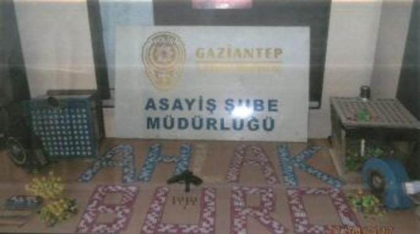 Gaziantep&rsquo;Te Kumar Operasyonu: 8 G&ouml;zaltı