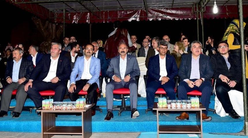 Uşak Belediyesi Hizmette 3. Yılını Uşaklılarla Kutladı