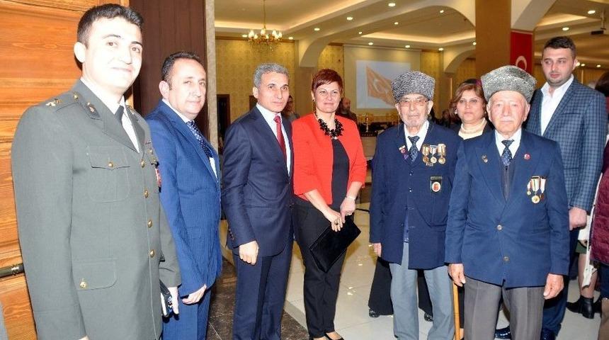 Kaymakam K&uuml;&ccedil;&uuml;k Şehit Aileleri Ve Gazilerle Bir Araya Geldi