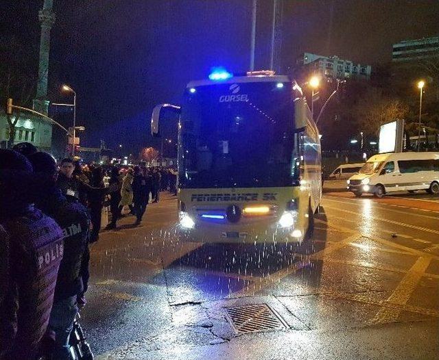 Beşiktaş Ve Fenerbahçe Vodafone Arena’ya