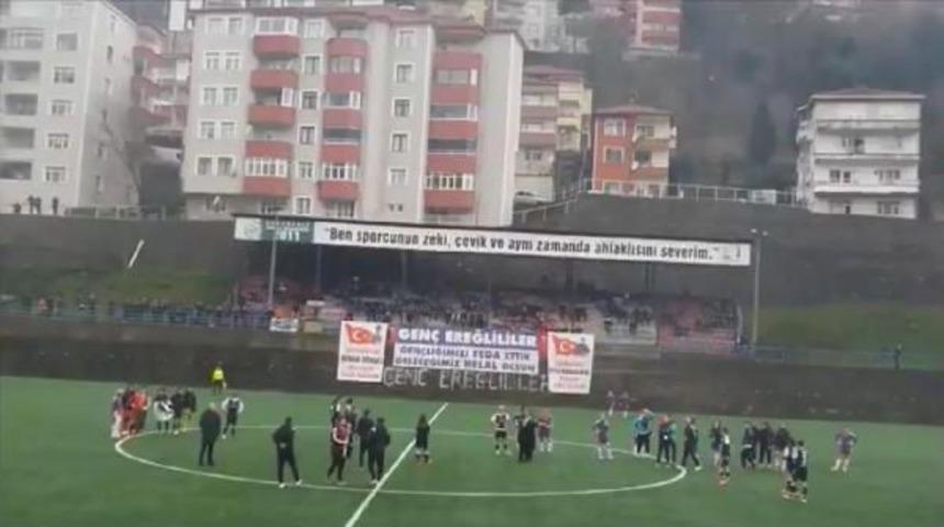 Beşiktaş Bayan Futbolcularının Ma&ccedil;ından Sonra Olay &Ccedil;ıktı