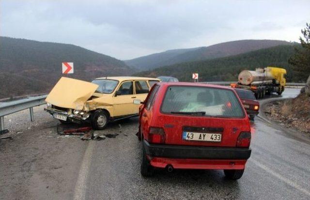 Tavşanlı-emet Karayolu&rsquo;nda Trafik Kazası: 6 Yaralı 1