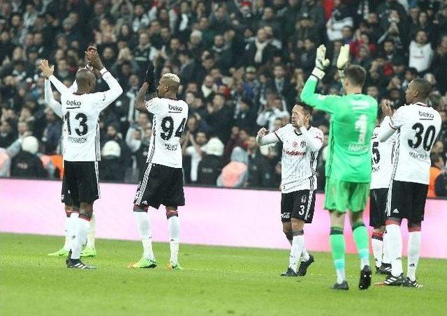 Beşiktaş 18 Maç Sonra Kaybetti