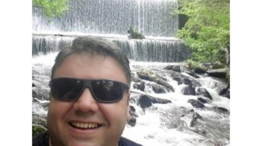 Mide Ameliyatı Sonrası Hayatını Kaybeden Devrim T&uuml;rk, Son Yolculuğuna Uğurlandı