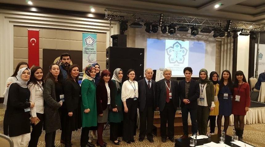 Tıp Fak&uuml;ltesi &Ouml;ğrenci Kongresinde Kto Karatay Başarısı