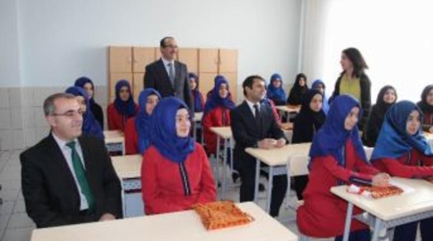 Nevşehir’de 55 Bin 636 Öğrenci Ders Başı Yaptı