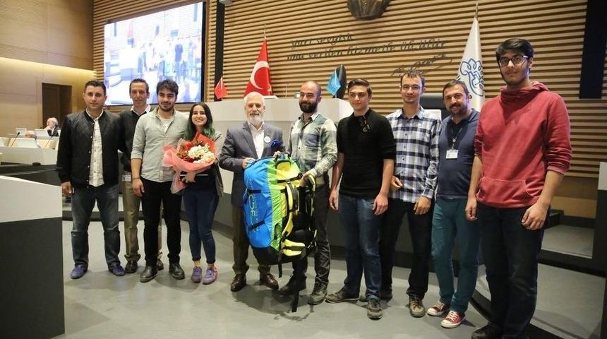 Bozbey &ldquo;halk G&uuml;n&uuml;&rdquo;nde Vatandaşı Dinledi