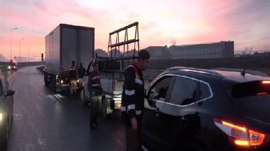 Ak Parti İl Başkanlığı'nı Işgal Eden Askerlerin Yargılanmasına Başlanıyor