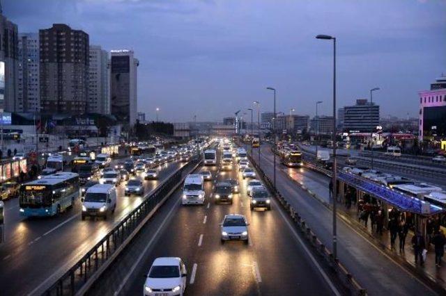 Tatil Bitti, Trafik Yoğunluğu Arttı